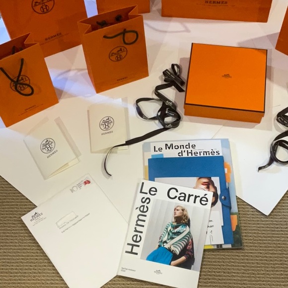 HERMÈS BUNDLE - Picture 2 of 12